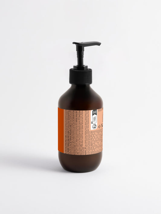Crema de manos Silk&Skin, ámbar amaderado y cuero 270ml - Fravè